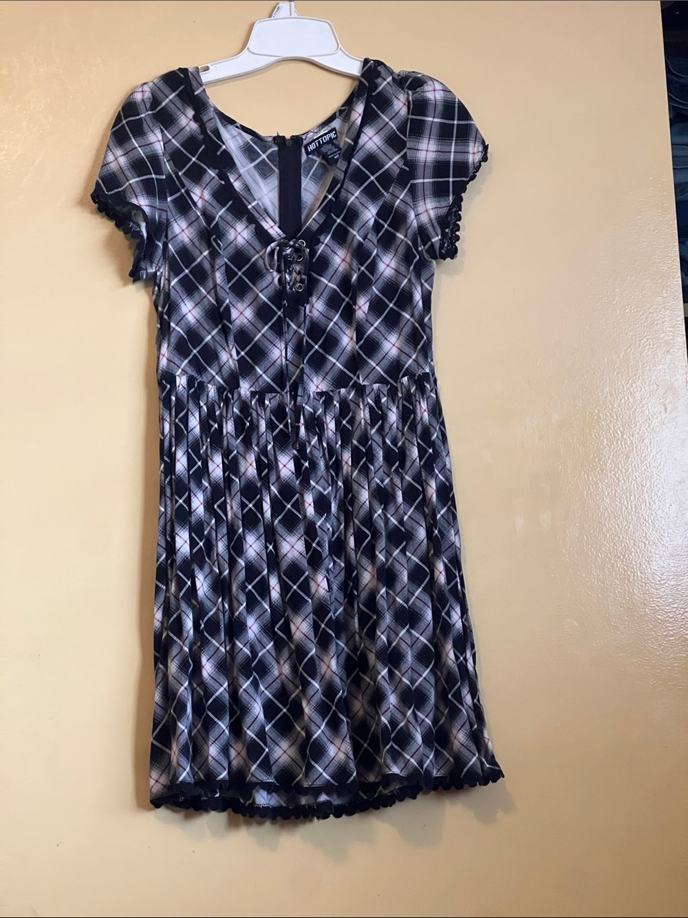 Hot Topic Black Plaid Girls Dress with Ruffle Trim